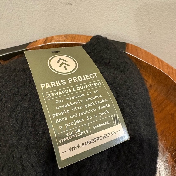 Parks Project Trail 5 Panel Arrow Sherpa Fleece Hat Outdoor Hiking Brand New NWT - Picture 5 of 12